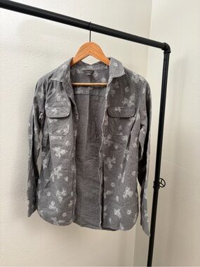 Gray Pinecones Print Lightweight Flannel Shirt